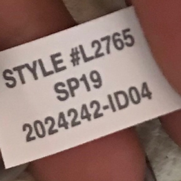 Texture & Thread Button-Front Tie Tank Top. - Picture 5 of 5